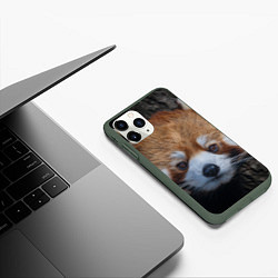 Чехол iPhone 11 Pro матовый Крaсная панда, цвет: 3D-темно-зеленый — фото 2