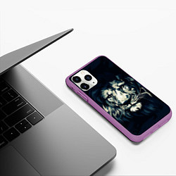 Чехол iPhone 11 Pro матовый Голова царя-зверей льва, цвет: 3D-фиолетовый — фото 2