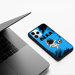 Чехол iPhone 11 Pro матовый Лёха космонавт футболист, цвет: 3D-черный — фото 2