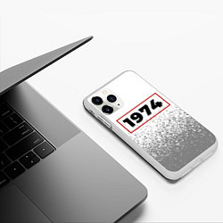 Чехол iPhone 11 Pro матовый 1974 - в красной рамке на светлом, цвет: 3D-белый — фото 2