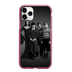 Чехол iPhone 11 Pro матовый Аддамс, семейный портрет, цвет: 3D-малиновый