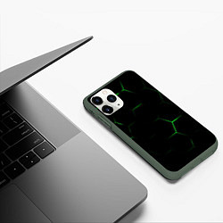 Чехол iPhone 11 Pro матовый Соты бронированный стиль, цвет: 3D-темно-зеленый — фото 2