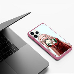Чехол iPhone 11 Pro матовый 02 в красном, цвет: 3D-малиновый — фото 2