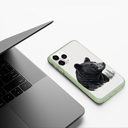 Чехол iPhone 11 Pro матовый Нарисованный медведь, цвет: 3D-салатовый — фото 2