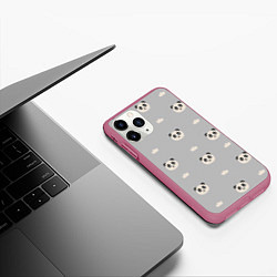 Чехол iPhone 11 Pro матовый Пандочки и облачка - паттерн серый, цвет: 3D-малиновый — фото 2
