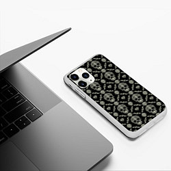 Чехол iPhone 11 Pro матовый Узор с черепами Pattern with skulls, цвет: 3D-белый — фото 2