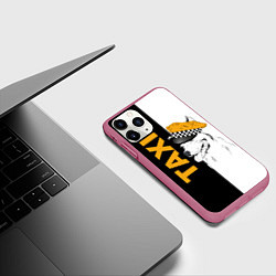 Чехол iPhone 11 Pro матовый Собака в кепке таксиста, цвет: 3D-малиновый — фото 2