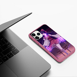 Чехол iPhone 11 Pro матовый Touhou Project Рейму Хакурей, цвет: 3D-малиновый — фото 2