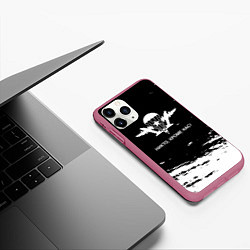 Чехол iPhone 11 Pro матовый Никто кроме нас краски, цвет: 3D-малиновый — фото 2