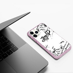 Чехол iPhone 11 Pro матовый JoJos Bizarre splash love anime, цвет: 3D-розовый — фото 2