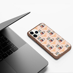 Чехол iPhone 11 Pro матовый Котенок с попкорном и сердечко завитушка, цвет: 3D-коричневый — фото 2
