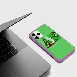 Чехол iPhone 11 Pro матовый Новогодняя проблема тираннозавра рекса, цвет: 3D-фиолетовый — фото 2