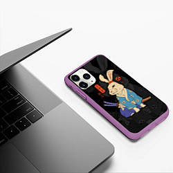 Чехол iPhone 11 Pro матовый Заяц японский самурай, цвет: 3D-фиолетовый — фото 2