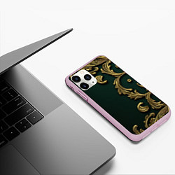 Чехол iPhone 11 Pro матовый Лепнина золотые узоры на зеленой ткани, цвет: 3D-розовый — фото 2