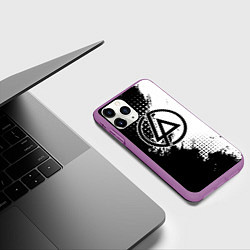 Чехол iPhone 11 Pro матовый Linkin park - черно-белая абстракция, цвет: 3D-фиолетовый — фото 2