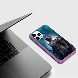 Чехол iPhone 11 Pro матовый Нежеланно бессмертный авантюрист - упырь, цвет: 3D-фиолетовый — фото 2