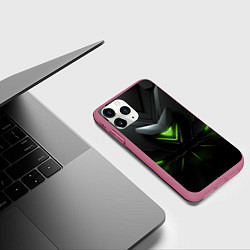 Чехол iPhone 11 Pro матовый Яркая зеленая абстрактная конструкция в стиле nvid, цвет: 3D-малиновый — фото 2
