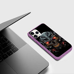 Чехол iPhone 11 Pro матовый Металлический череп мотоциклиста, цвет: 3D-фиолетовый — фото 2