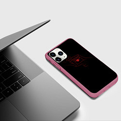 Чехол iPhone 11 Pro матовый Взгляд Макимы человек бензопила, цвет: 3D-малиновый — фото 2