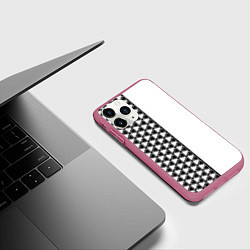 Чехол iPhone 11 Pro матовый Чёрные треугольники на белом фоне, цвет: 3D-малиновый — фото 2