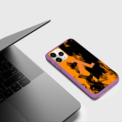 Чехол iPhone 11 Pro матовый Half life fire orange, цвет: 3D-фиолетовый — фото 2