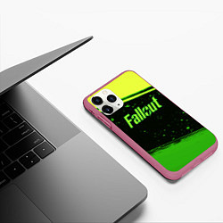 Чехол iPhone 11 Pro матовый Fallout toxic line, цвет: 3D-малиновый — фото 2