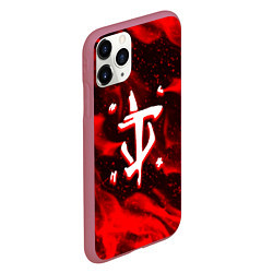 Чехол iPhone 11 Pro матовый Doom logo fire, цвет: 3D-малиновый — фото 2