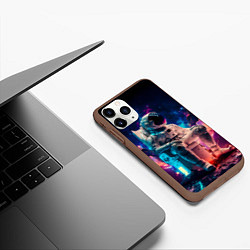 Чехол iPhone 11 Pro матовый Космонавт на чиле в сверкающем космосе, цвет: 3D-коричневый — фото 2