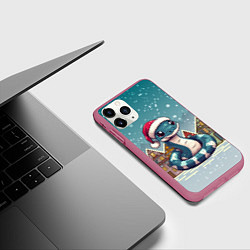 Чехол iPhone 11 Pro матовый Полосатая новогодняя змейка 2025, цвет: 3D-малиновый — фото 2