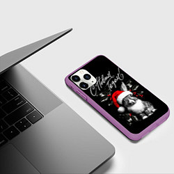 Чехол iPhone 11 Pro матовый Милый кролик в шапке Деда Мороза, цвет: 3D-фиолетовый — фото 2