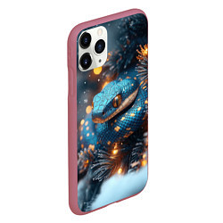 Чехол iPhone 11 Pro матовый Синяя змея с золотыми пятнами, цвет: 3D-малиновый — фото 2