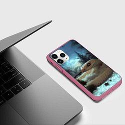 Чехол iPhone 11 Pro матовый Белая змея и новогодние шары, цвет: 3D-малиновый — фото 2