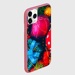 Чехол iPhone 11 Pro матовый Новогодние ёлочные игрушки, цвет: 3D-малиновый — фото 2