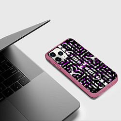 Чехол iPhone 11 Pro матовый Чёрно-фиолетовые диагональные полосы на белом фоне, цвет: 3D-малиновый — фото 2