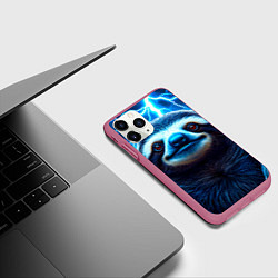 Чехол iPhone 11 Pro матовый Ленивец в разрядах молний, цвет: 3D-малиновый — фото 2