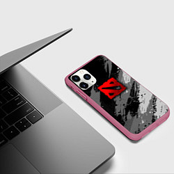 Чехол iPhone 11 Pro матовый Dota 2 - монохромный серый, цвет: 3D-малиновый — фото 2