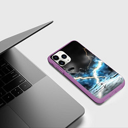 Чехол iPhone 11 Pro матовый Разряд молний текстура, цвет: 3D-фиолетовый — фото 2