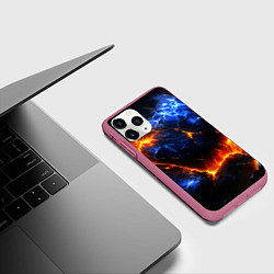 Чехол iPhone 11 Pro матовый Лада и лед в разломе плит, цвет: 3D-малиновый — фото 2