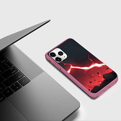 Чехол iPhone 11 Pro матовый Красная молния на черной текстуре, цвет: 3D-малиновый — фото 2