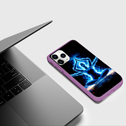 Чехол iPhone 11 Pro матовый Четырехрукий йог, цвет: 3D-фиолетовый — фото 2