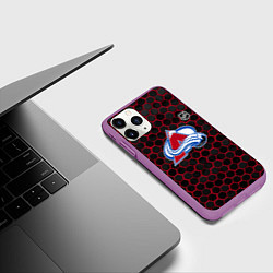 Чехол iPhone 11 Pro матовый Колорадо Эвеланш - соты с подсветкой, цвет: 3D-фиолетовый — фото 2