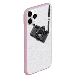 Чехол iPhone 11 Pro матовый Фотоаппарат на груди, цвет: 3D-розовый — фото 2
