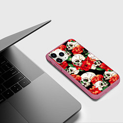 Чехол iPhone 11 Pro матовый Черепки и розы, цвет: 3D-малиновый — фото 2