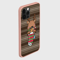 Чехол для iPhone 12 Pro Max Олень в новогоднем носке, цвет: 3D-светло-розовый — фото 2