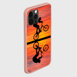Чехол для iPhone 12 Pro Max Велосипедист в отражении, цвет: 3D-светло-розовый — фото 2