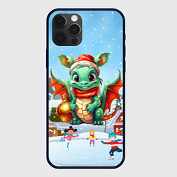 Чехол для iPhone 12 Pro Милый маленький дракон новогодний в зимнем дворе, цвет: 3D-черный