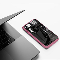 Чехол iPhone 7/8 матовый Эллиот в подземке, цвет: 3D-малиновый — фото 2