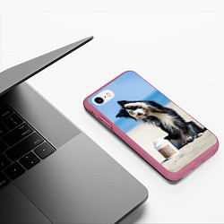Чехол iPhone 7/8 матовый Песик на пляже, цвет: 3D-малиновый — фото 2