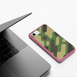 Чехол iPhone 7/8 матовый Камуфляж: паттерн/хаки, цвет: 3D-малиновый — фото 2