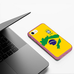 Чехол iPhone 7/8 матовый Сборная Бразилии: желтая, цвет: 3D-малиновый — фото 2